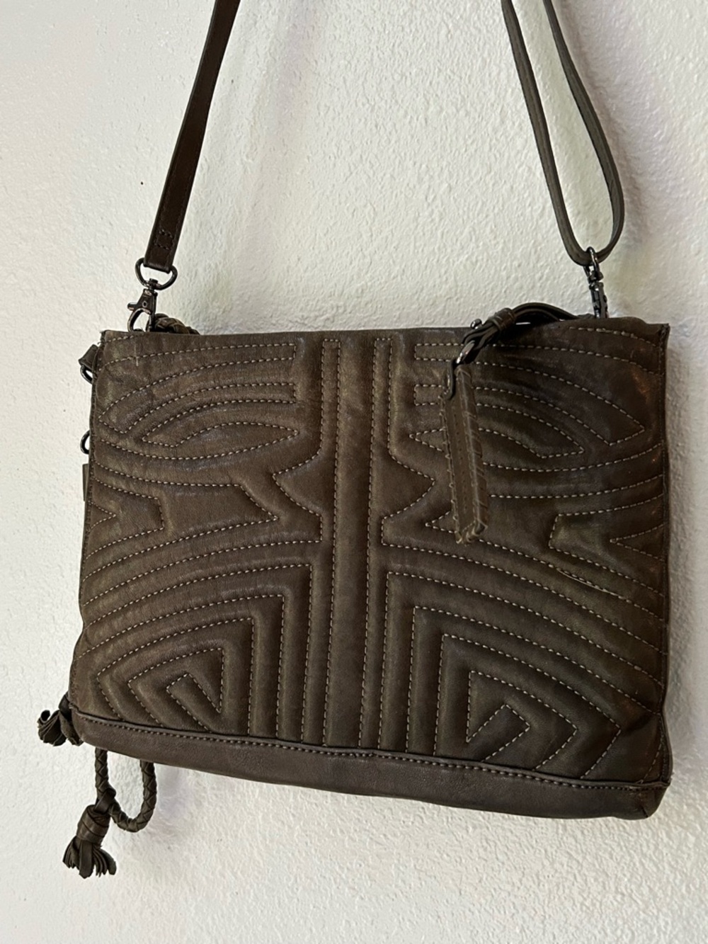 Isabella Fiore Brown Quilted Leather Crossbody/Shoulder/Wristlet/Clutch Purse